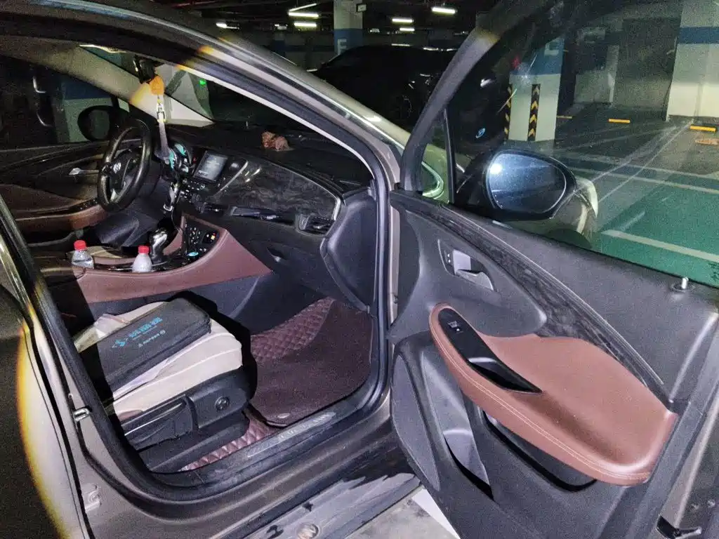 Buick Envision Plus — миниатюра 19