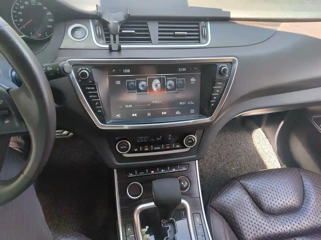 Landwind Landwind X7 — миниатюра 6
