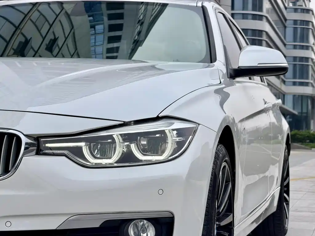 BMW 3 Series — миниатюра 13