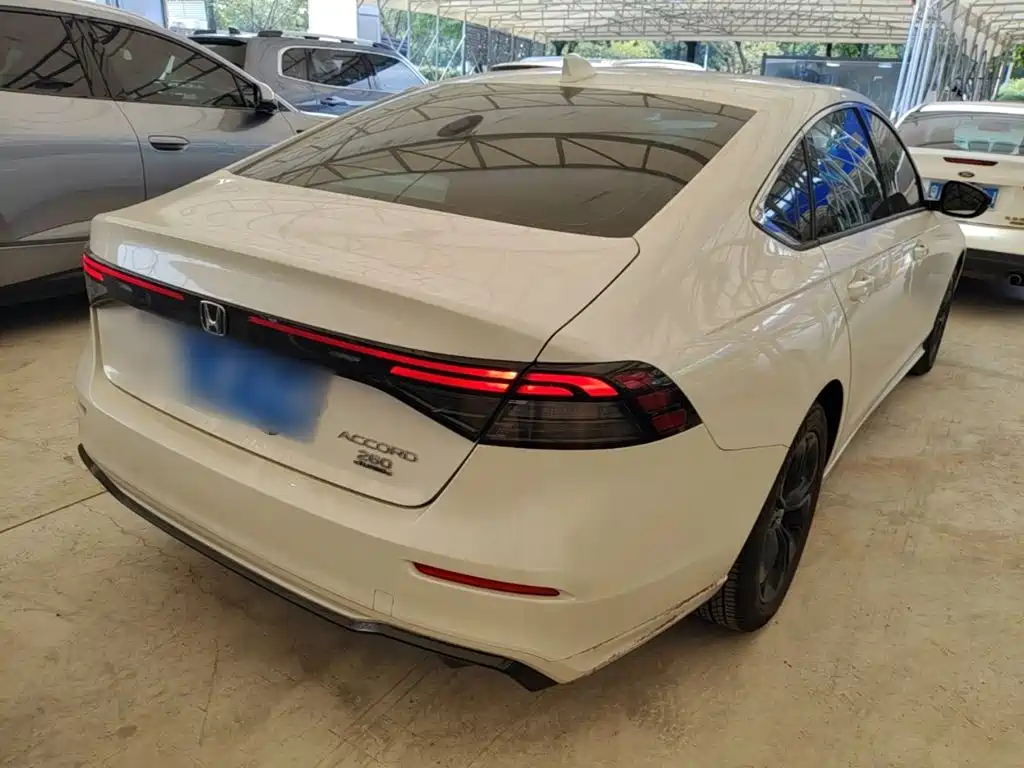 Honda Accord — миниатюра 5