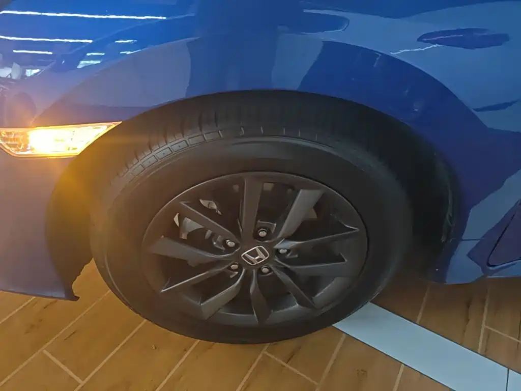 Honda Civic — миниатюра 23