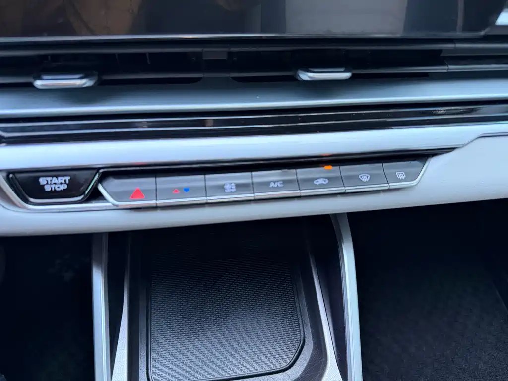 GEELY AUTOMOBILE EMGRAND