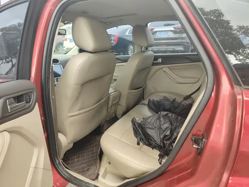 Ford Focus — миниатюра 3