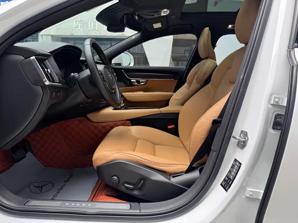 Volvo V90 — миниатюра 11