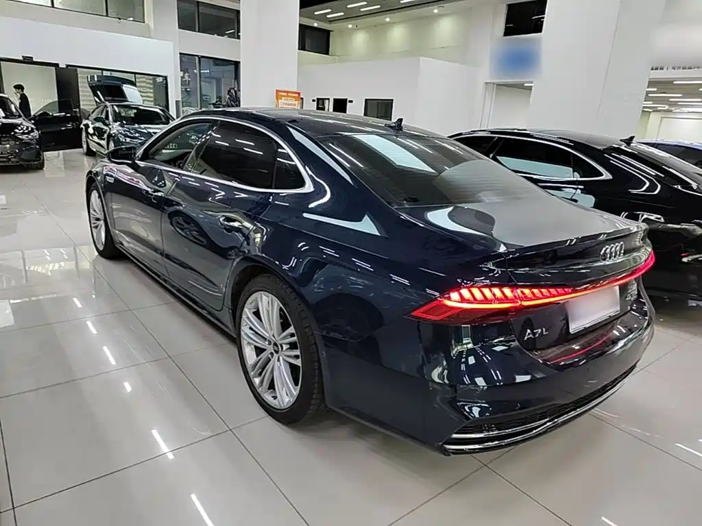 Audi A7L — миниатюра 5