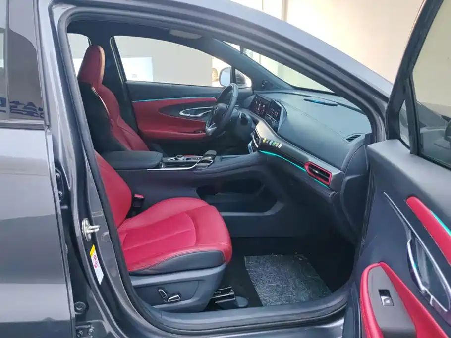 Changan UNI-T 1.5T Flagship Type, фото 8
