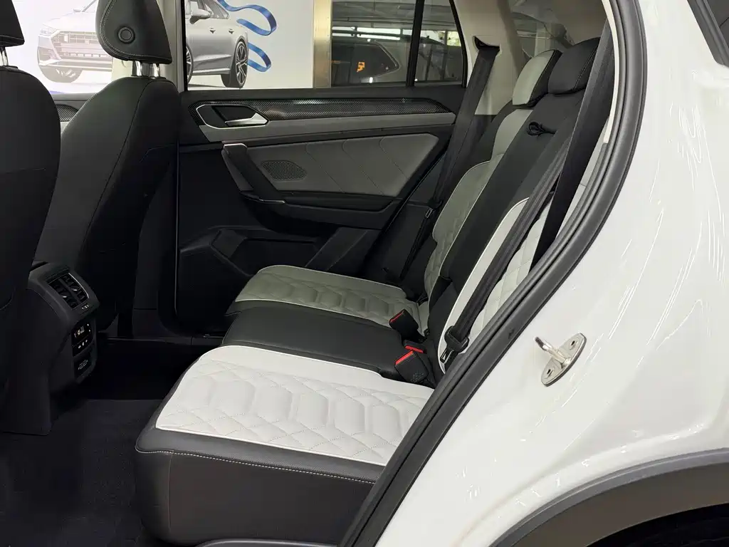 Volkswagen Tayron — миниатюра 15