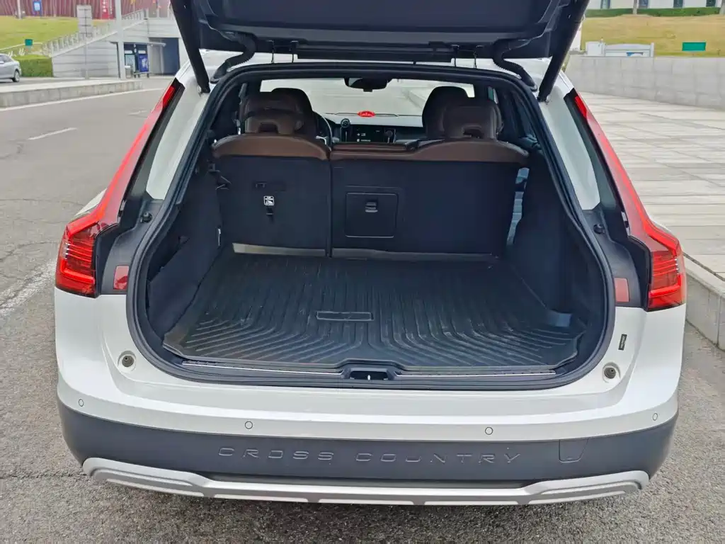 Volvo V90 — миниатюра 21