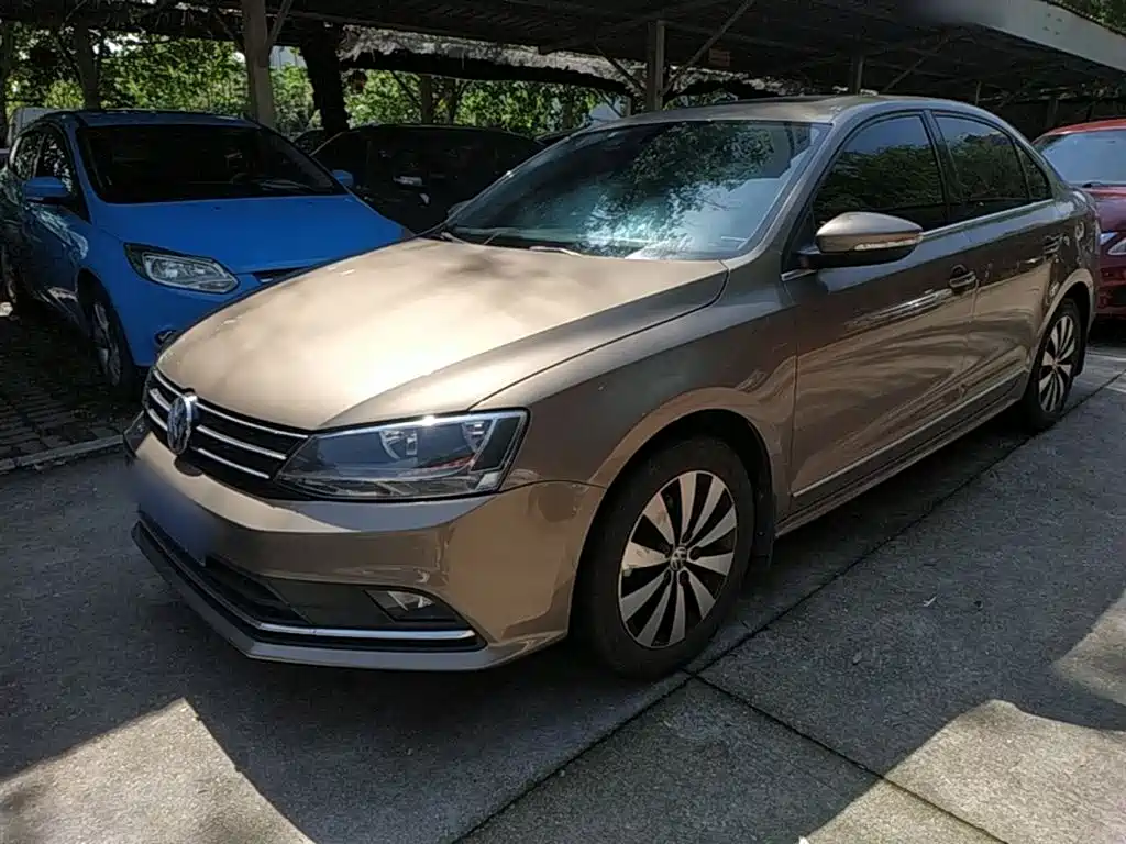Volkswagen Sagitar 2019