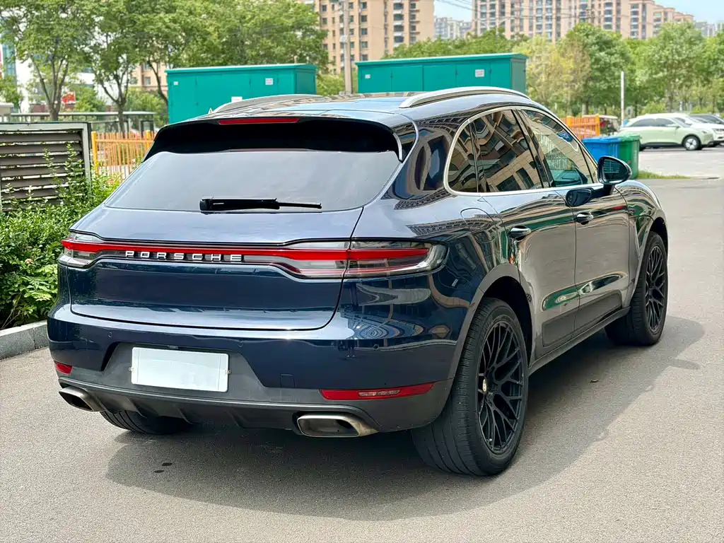 Porsche Macan — миниатюра 4