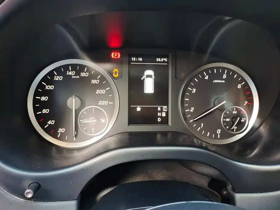Mercedes-Benz Vito — миниатюра 14