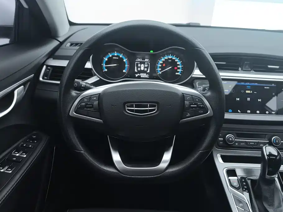 Geely Emgrand — миниатюра 15
