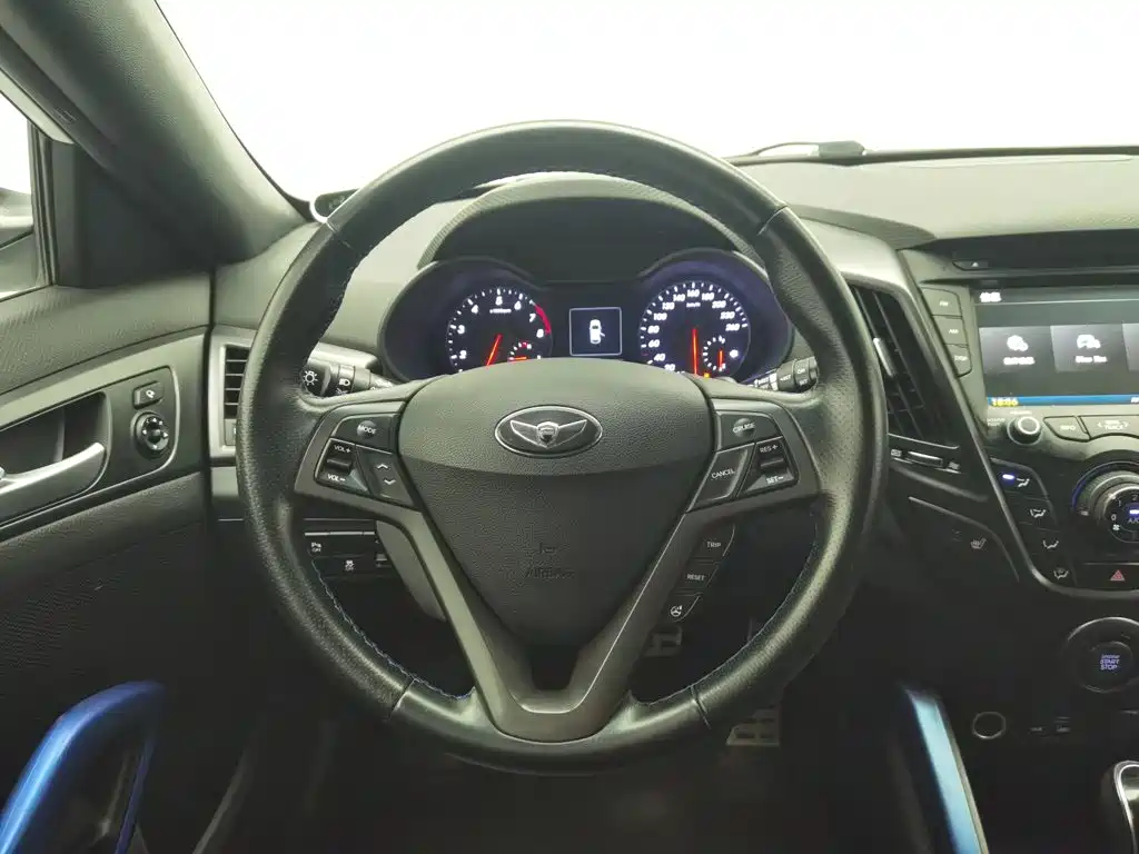 Hyundai Veloster — миниатюра 11