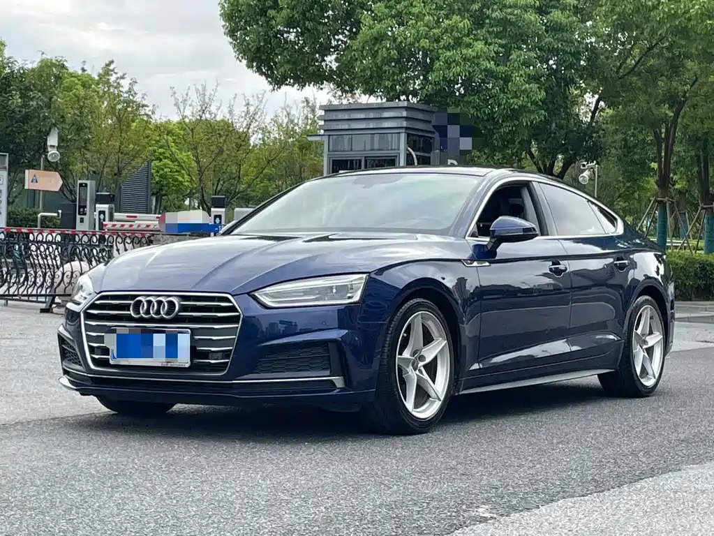 Audi A5 (Import)