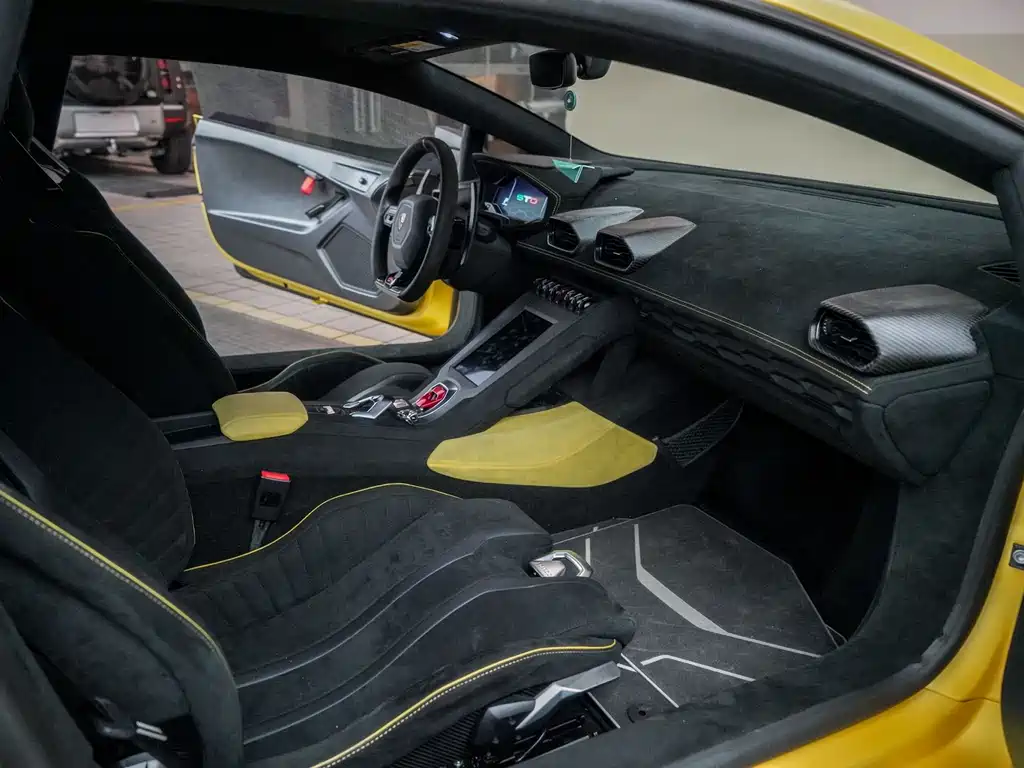 Lamborghini Huracán - фото 8