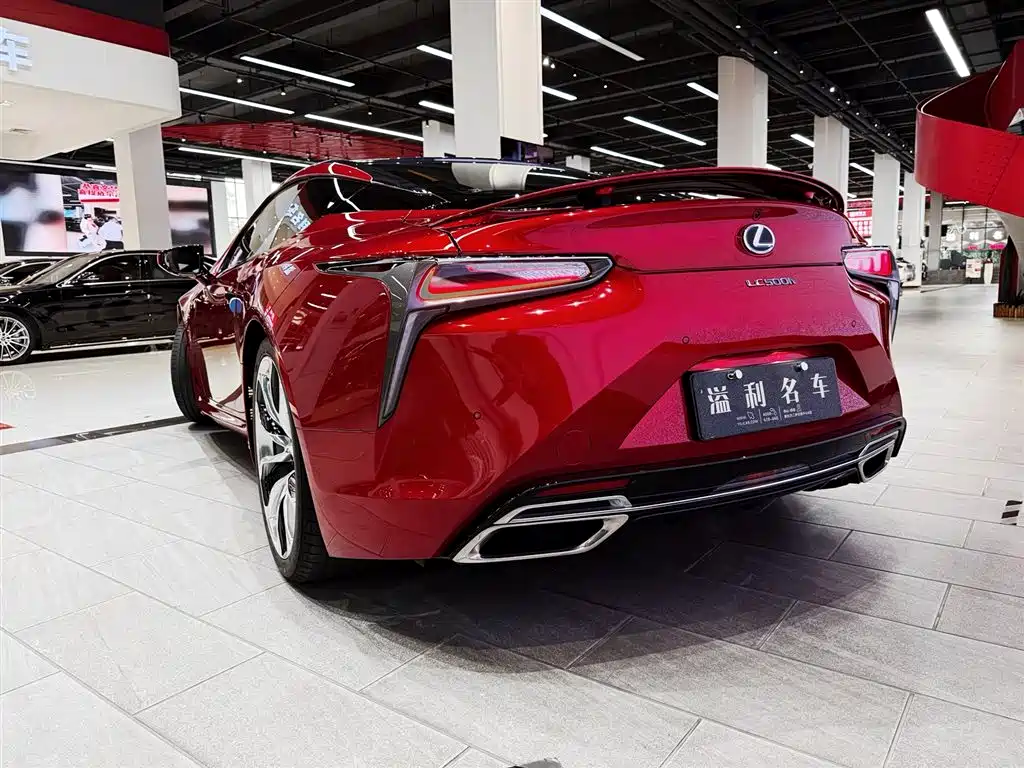 LEXUS LC