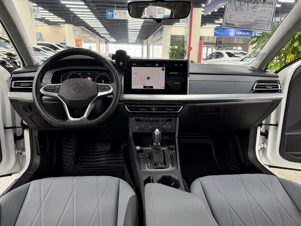 Volkswagen Lavida — миниатюра 5