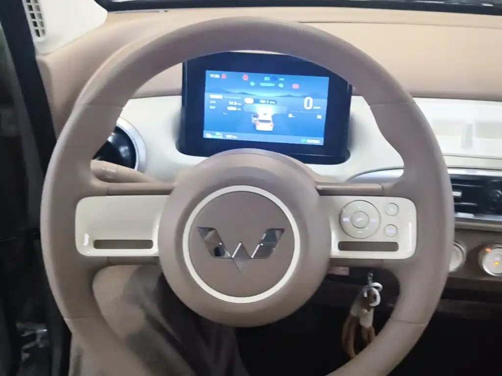 Wuling MINIEV — миниатюра 11