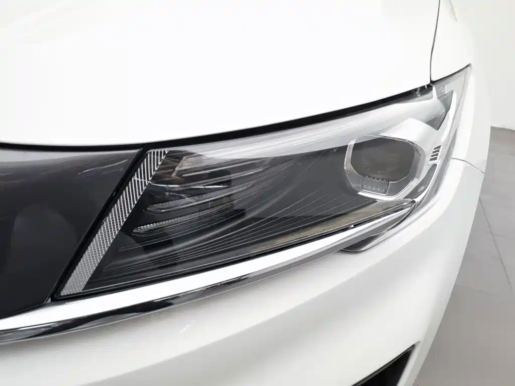 Geely Jia Ji — миниатюра 7
