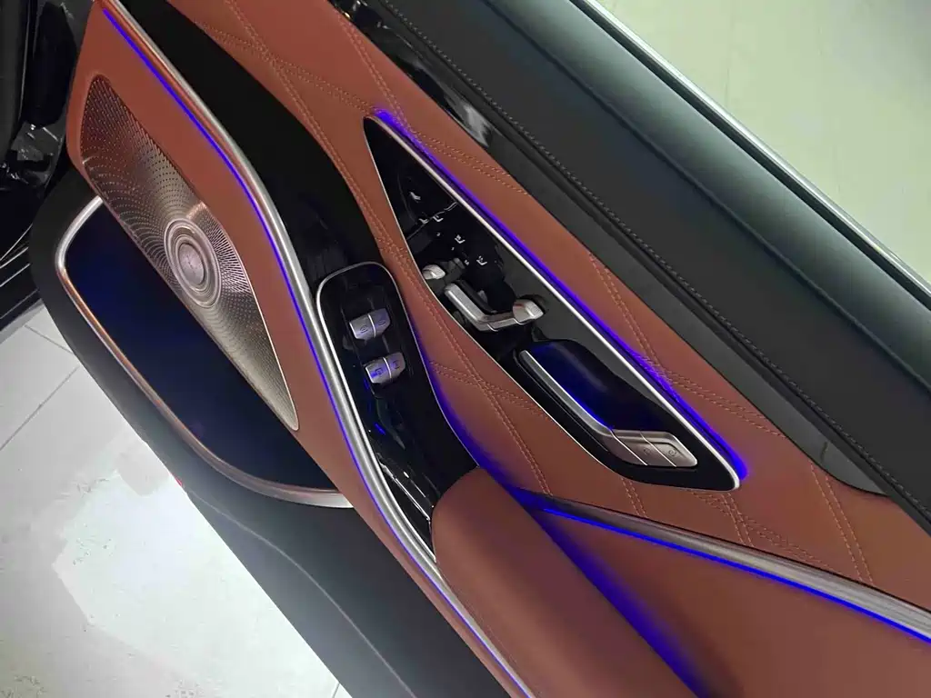 Mercedes-Benz S-Class — миниатюра 4