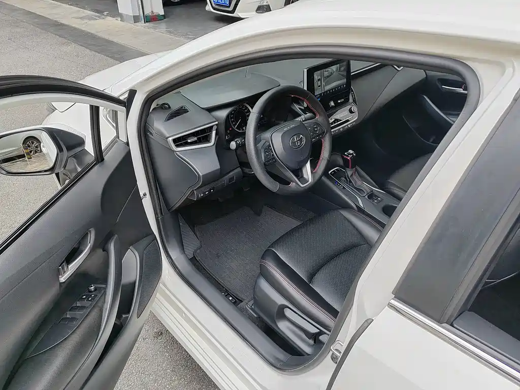 Toyota Corolla — миниатюра 8