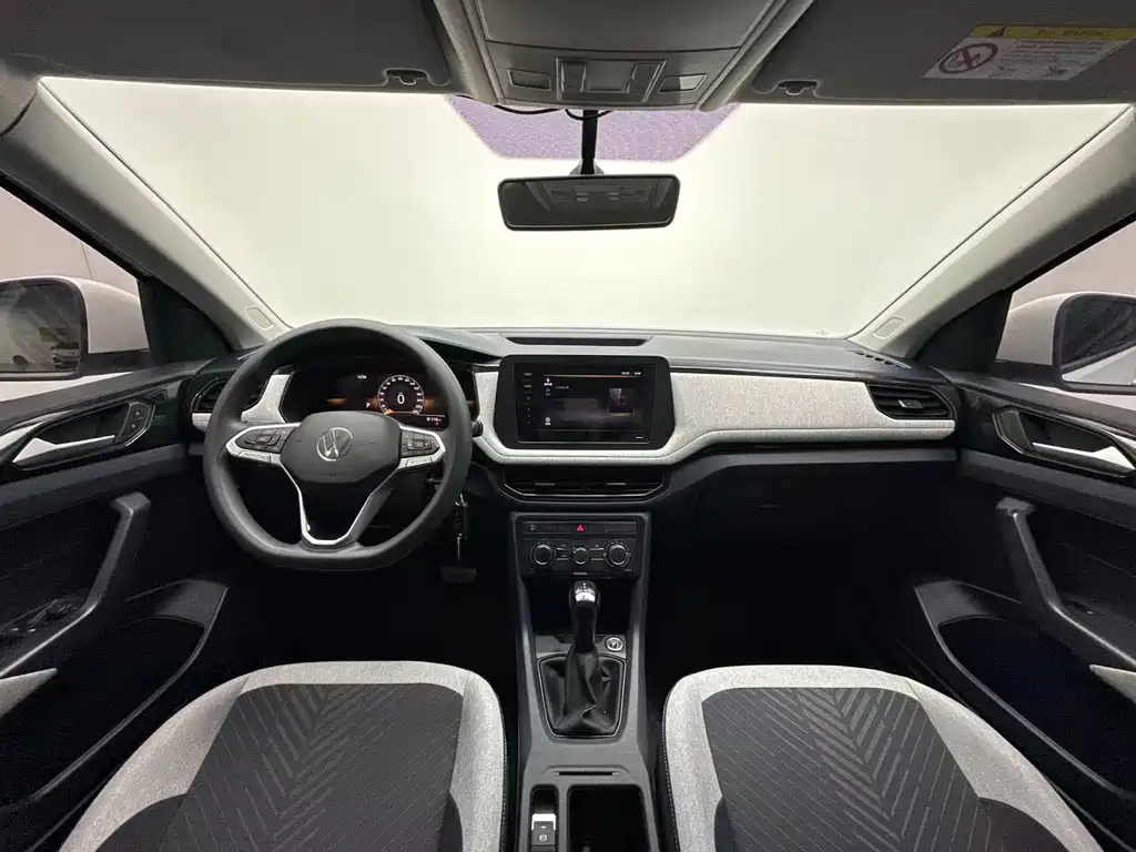 Volkswagen Tharu — миниатюра 4
