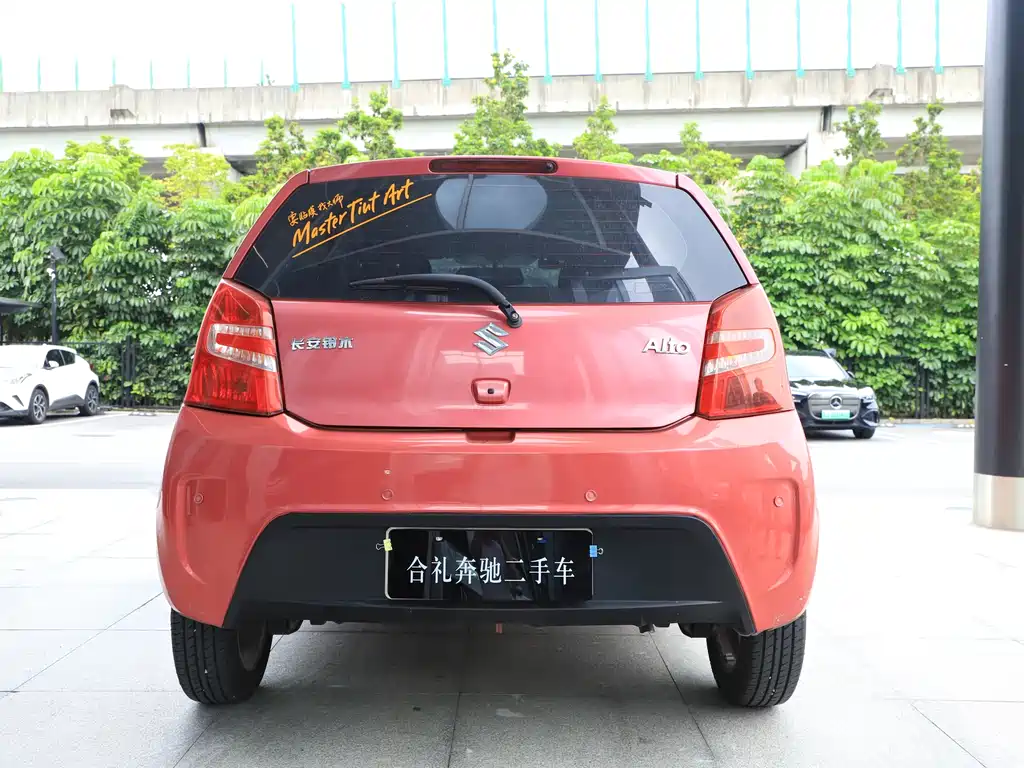 Suzuki Alto 2013 1.0L AT Luxury