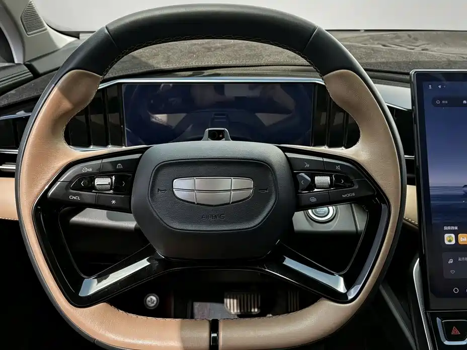 Geely Boyue L — миниатюра 12