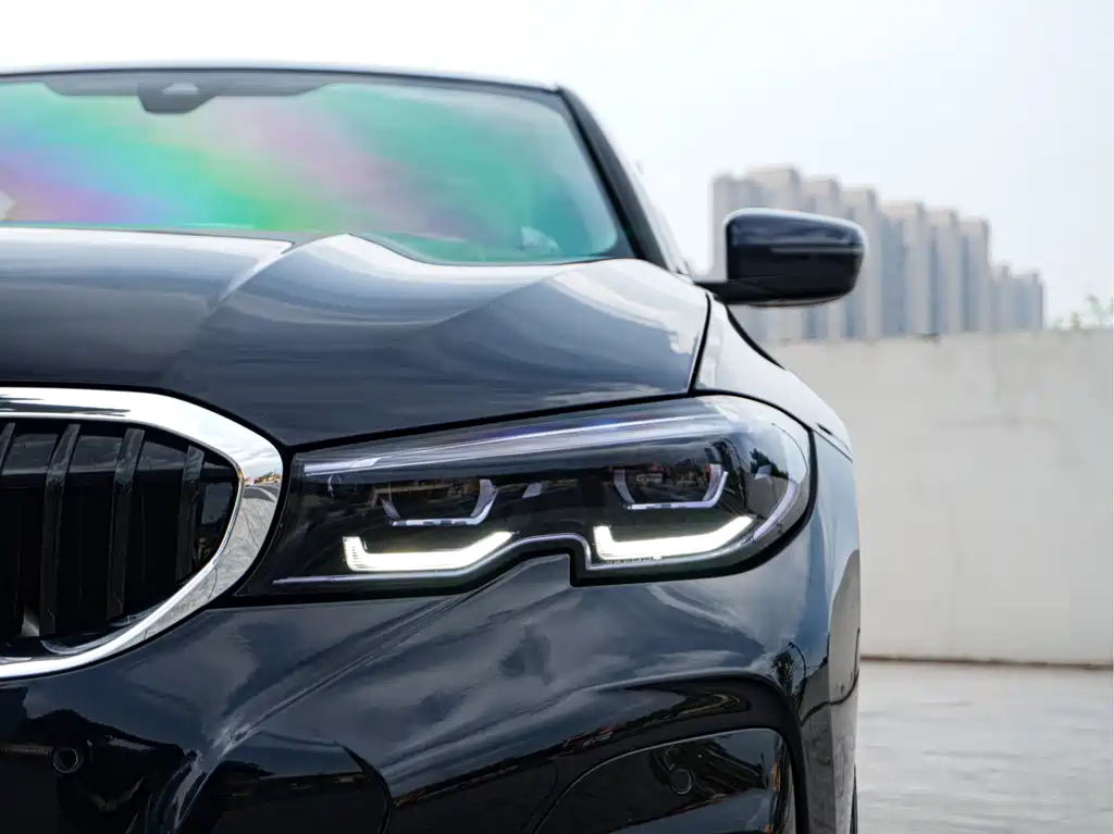 BMW 3 Series — миниатюра 2