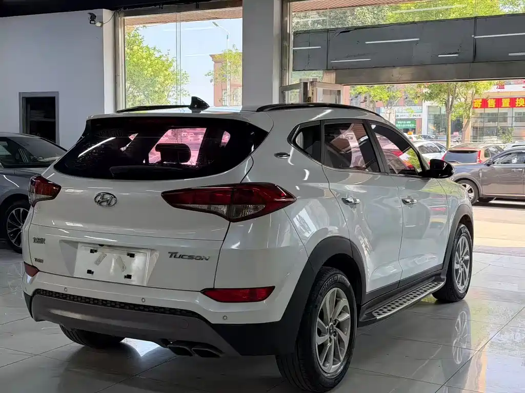 Hyundai Tucson — миниатюра 5