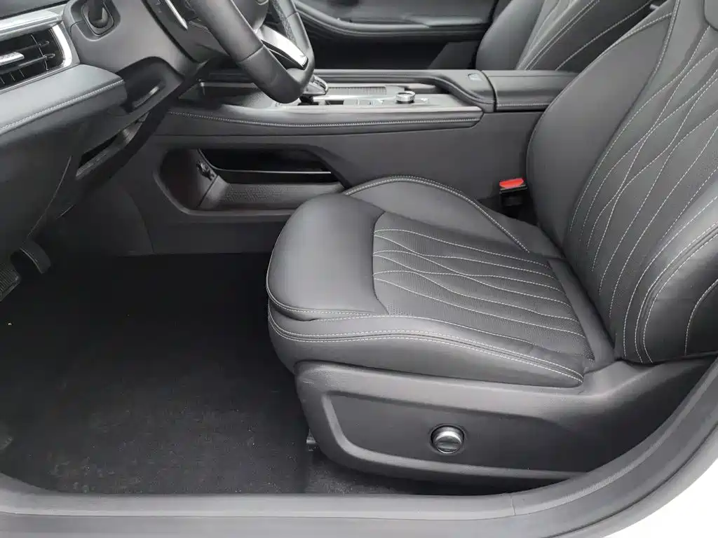 Chery Arrizo 8 — миниатюра 20