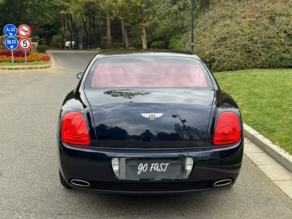 Bentley Flying Spur — миниатюра 4