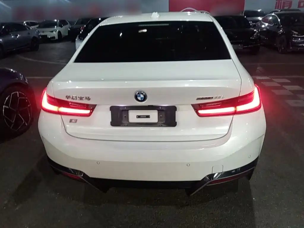 BMW i3 — миниатюра 6