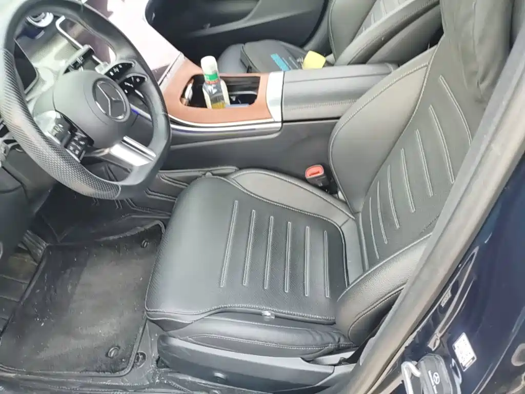 Mercedes-Benz C-Class — миниатюра 15