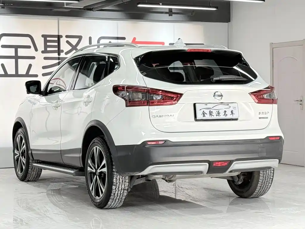 Nissan Qashqai — миниатюра 4