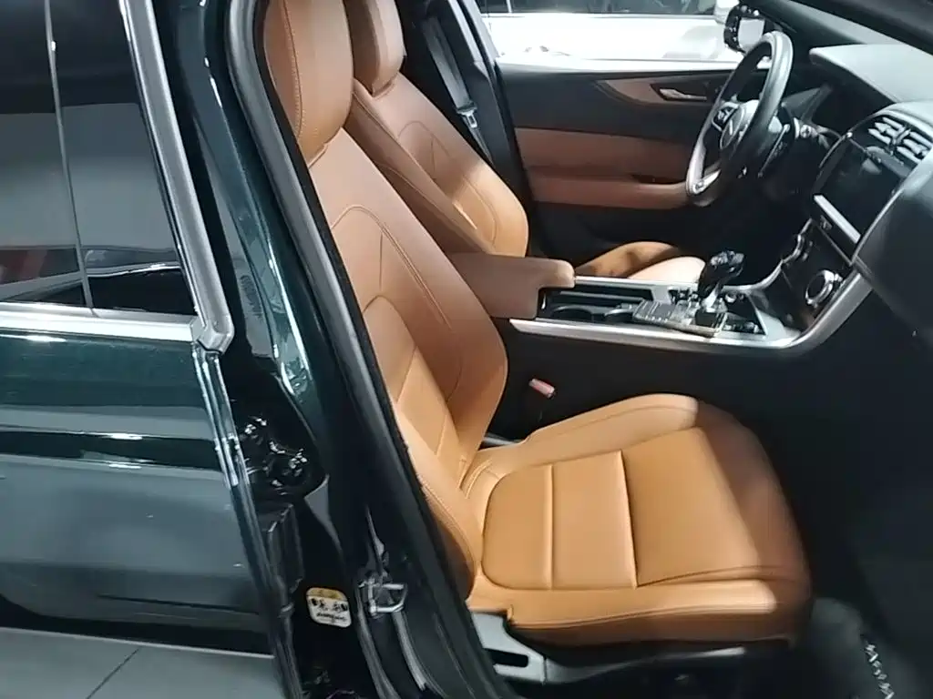 Jaguar XEL — миниатюра 25