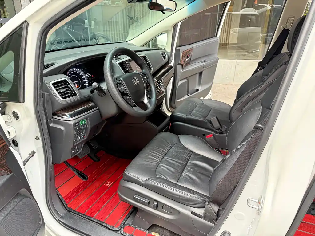 Honda Odyssey — миниатюра 8