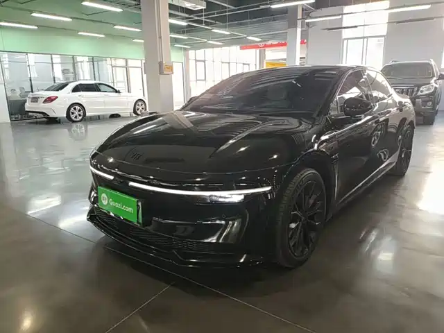 2024 Zeekr 007