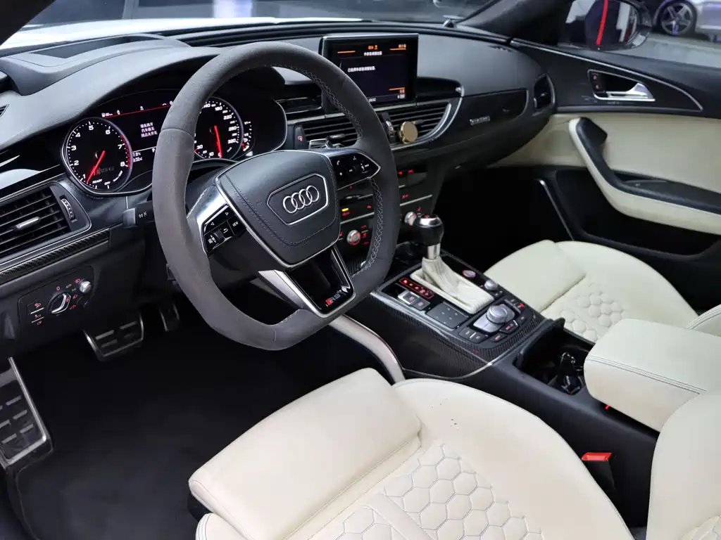 Audi RS 6 — миниатюра 11