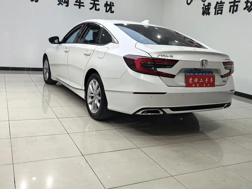 Honda Accord — миниатюра 6