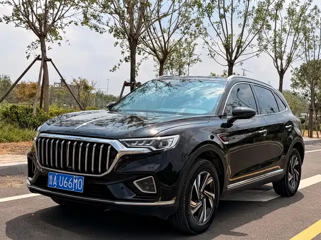 Hongqi HS5