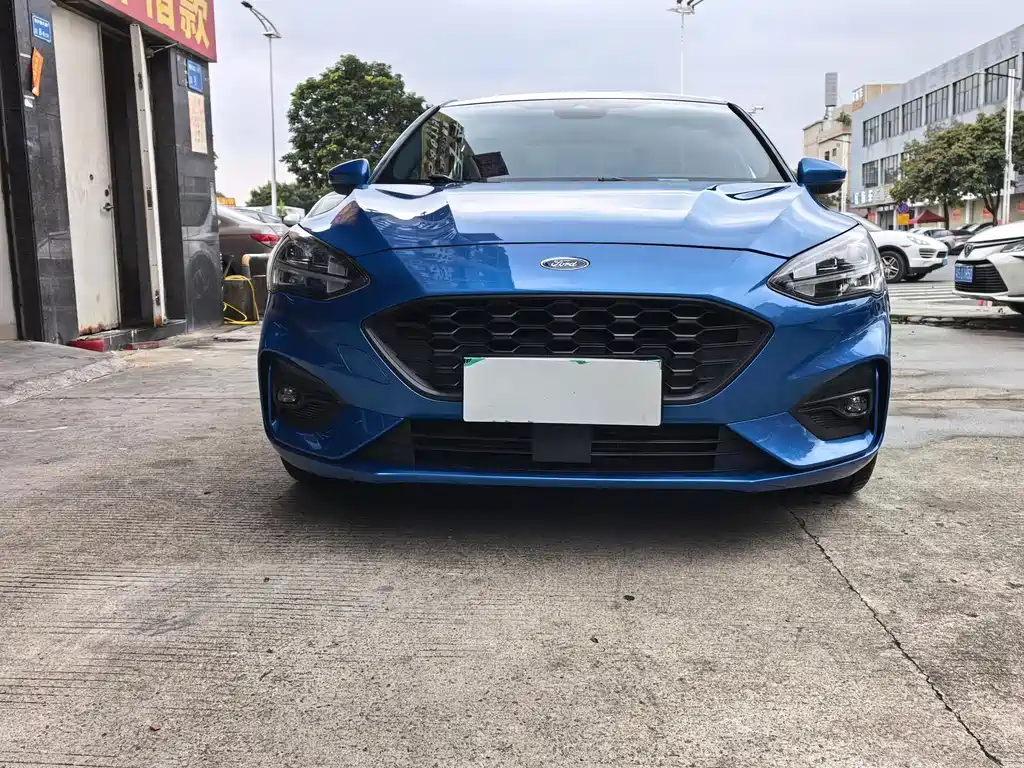 Ford Focus — миниатюра 2
