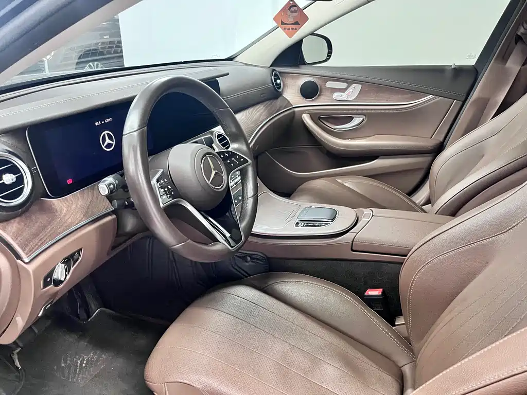 Mercedes-Benz E-Class E 2023 E 300 L Fashion