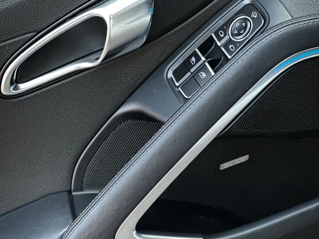 Porsche 911 2015 Carrera 4 3.4L Style Edition