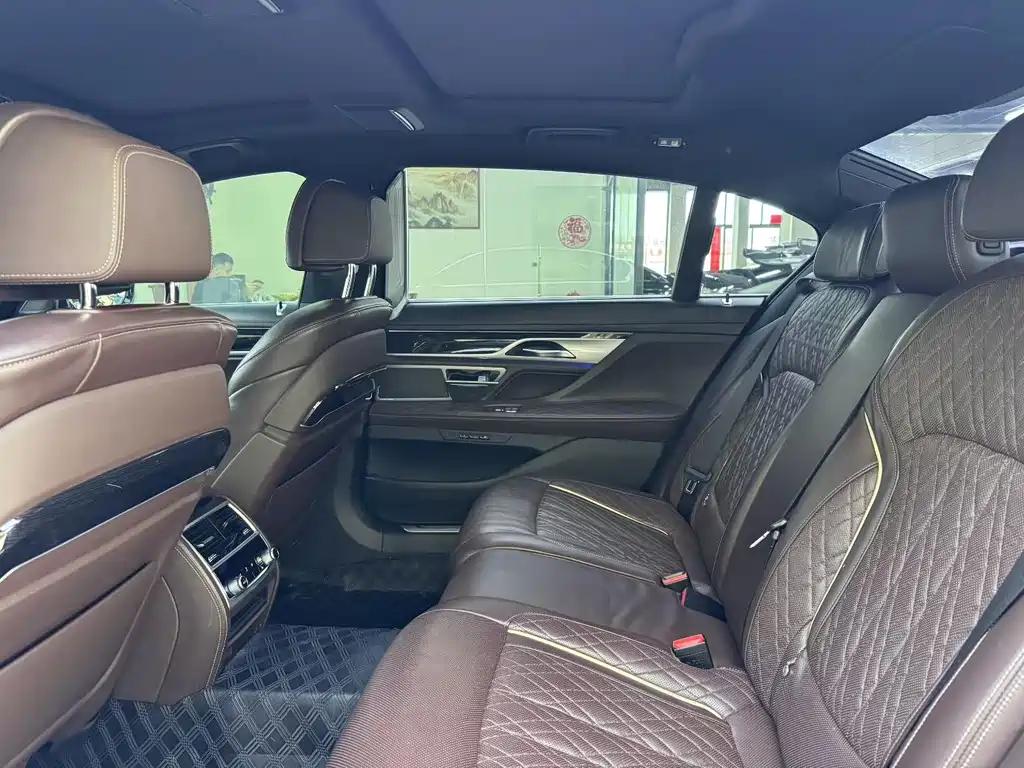 BMW 7 Series 7 2019 740Li Lead M Sport