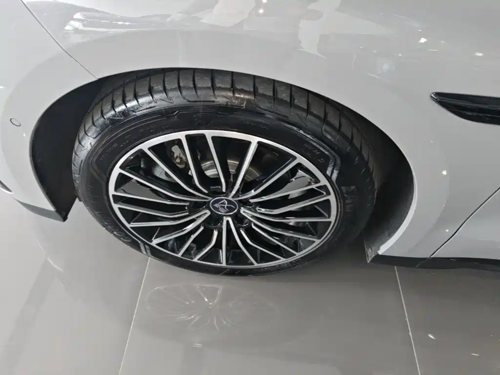 BYD Han — миниатюра 23