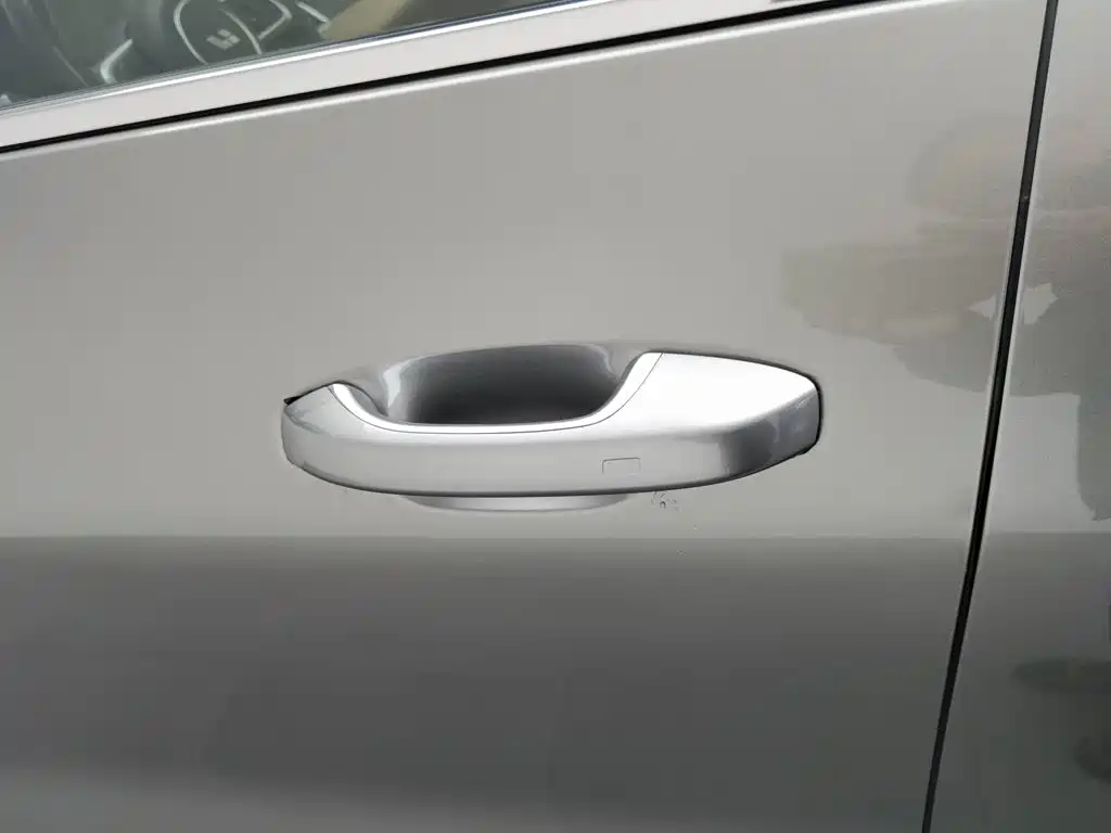 Li Auto Li ONE — миниатюра 18