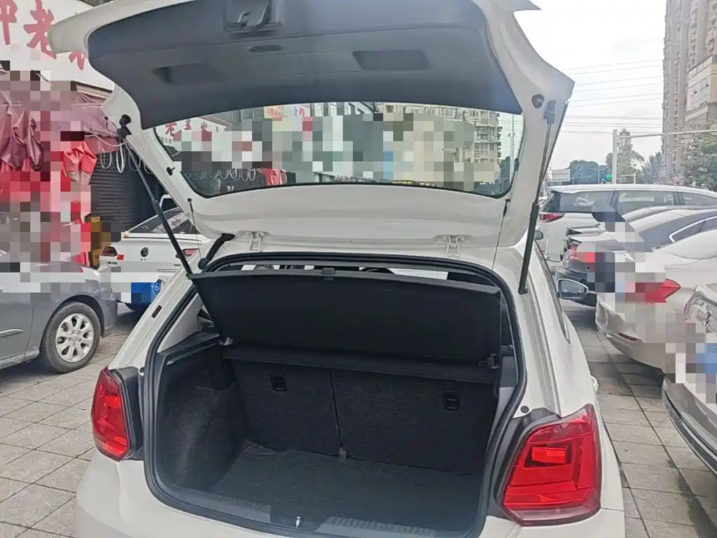 Volkswagen Polo — миниатюра 19