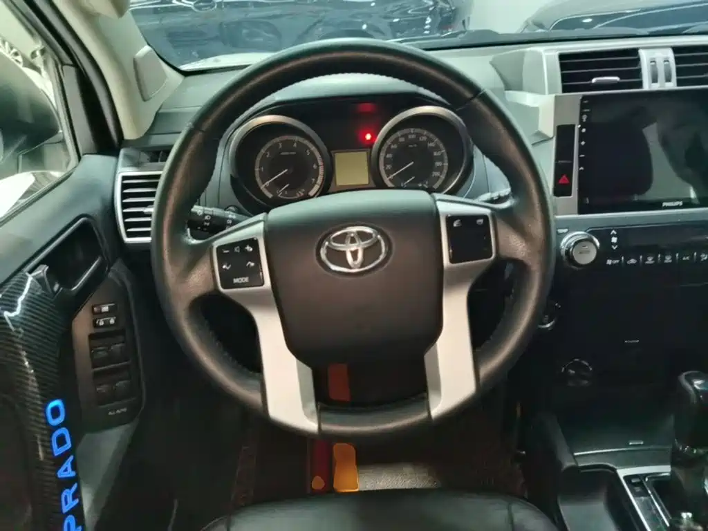 Toyota Prado — миниатюра 11