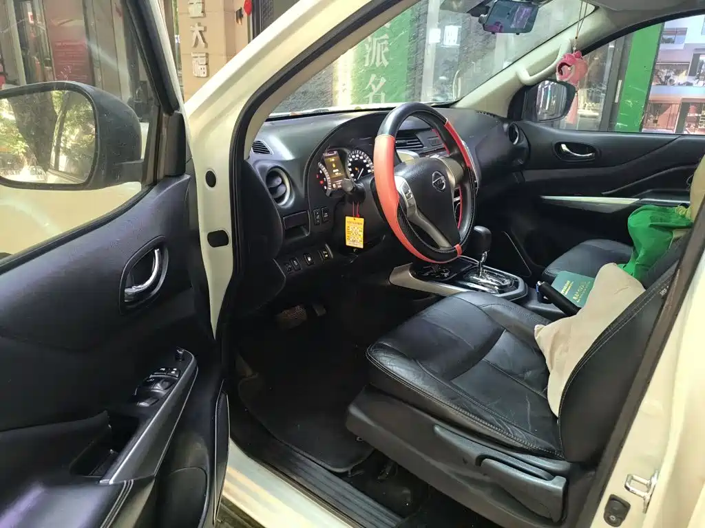 Nissan Terra — миниатюра 12